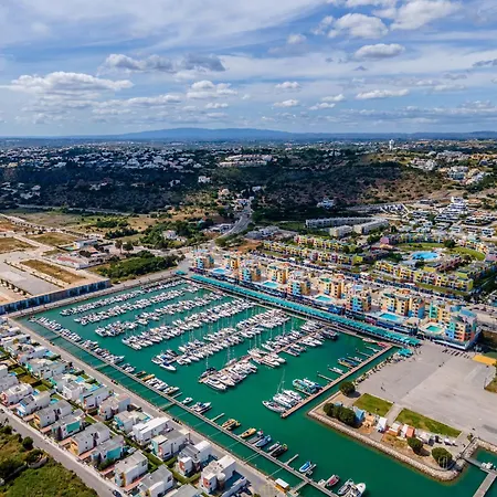 Apartment Sunny Marina View 1b-3c