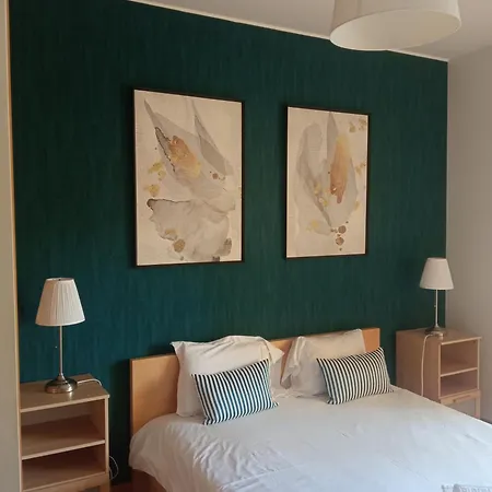 Sunny Marina View 1b-3c