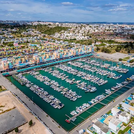 Sunny Marina View 1b-3c